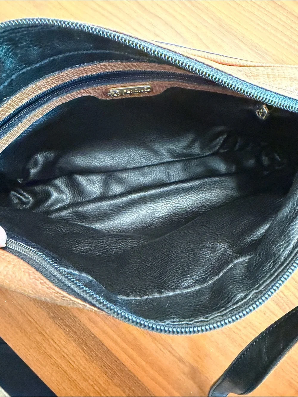 Fendi Black and Brown Leather Crossbody Bag- Vintage